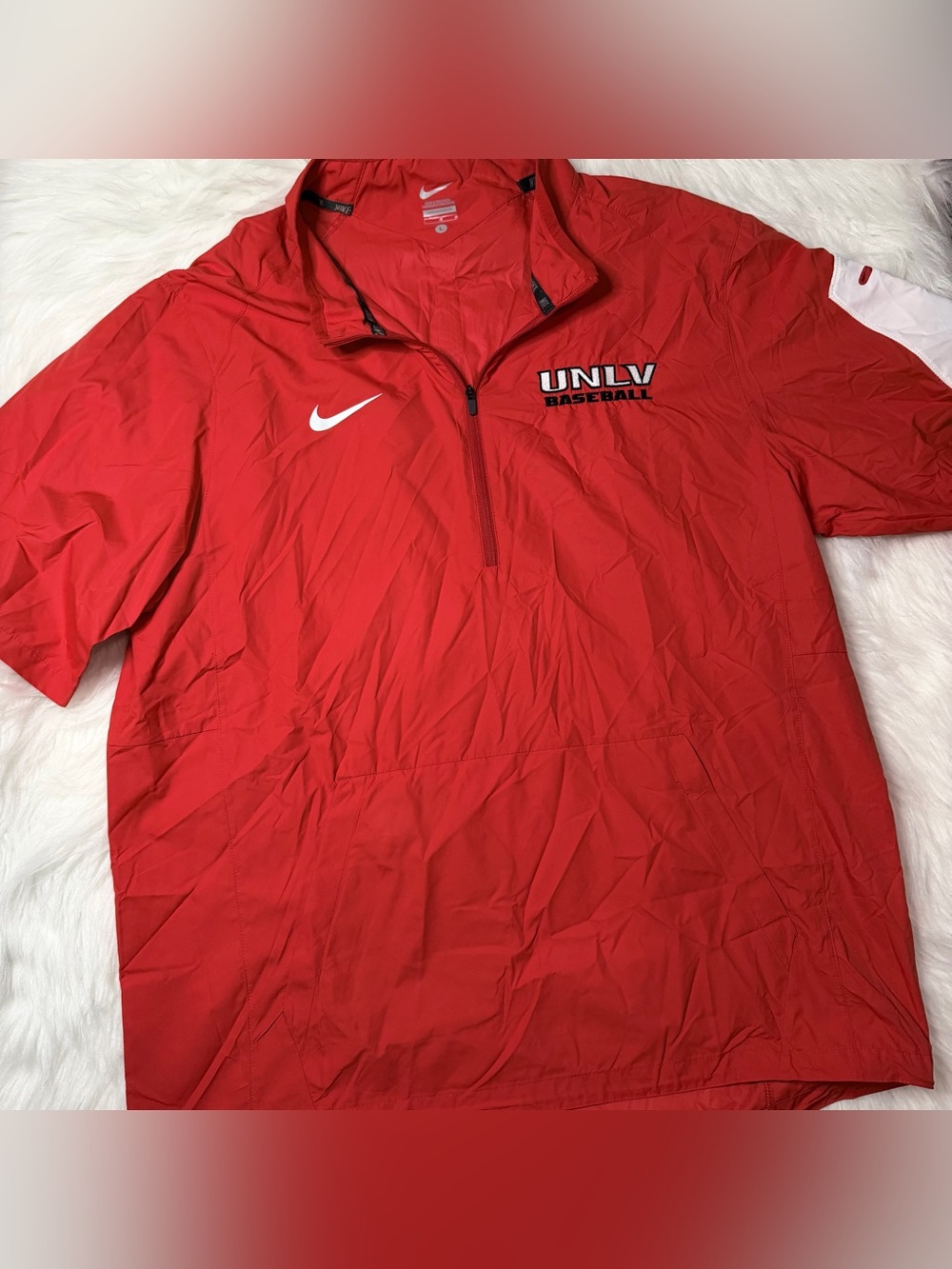 Nike UNLV Baseball Red Short Sleeve Windbreaker